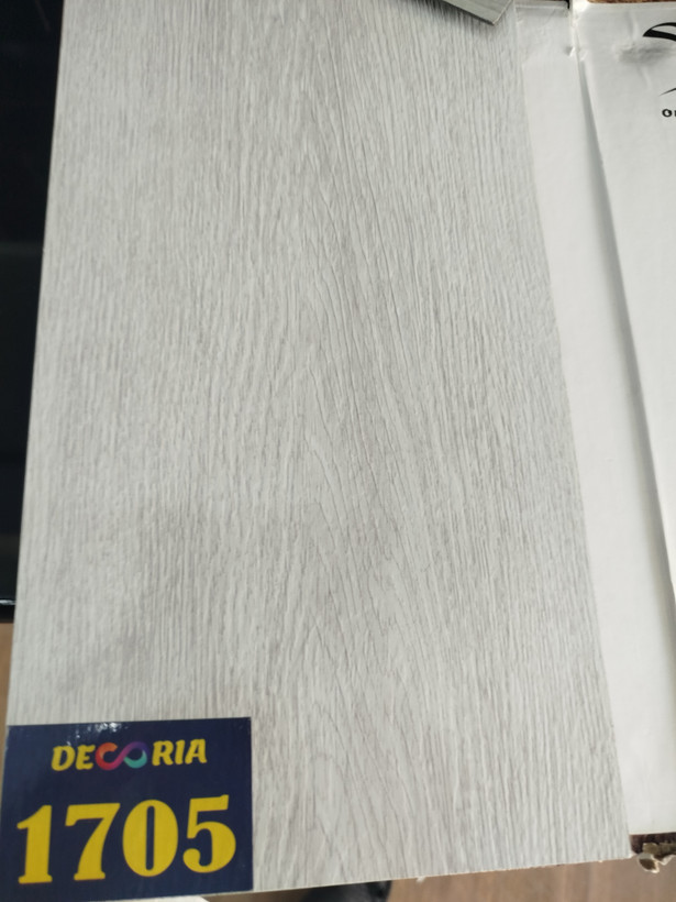 کفپوشpvc برندDECORIA.عایق ضدگرماوسرما.مقاوم دربرابرضربه وسایش.قابلشستشو نصب ونظافت آسان