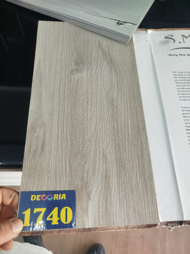 کفپوشpvc برندDECORIA.عایق ضدگرماوسرما.مقاوم دربرابرضربه وسایش.قابلشستشو نصب ونظافت آسان